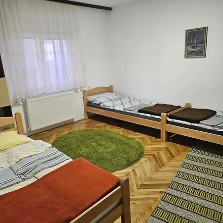 Guga Apartman Novi Sad Exterior photo