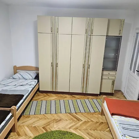 Guga Apartman Novi Sad Exterior photo